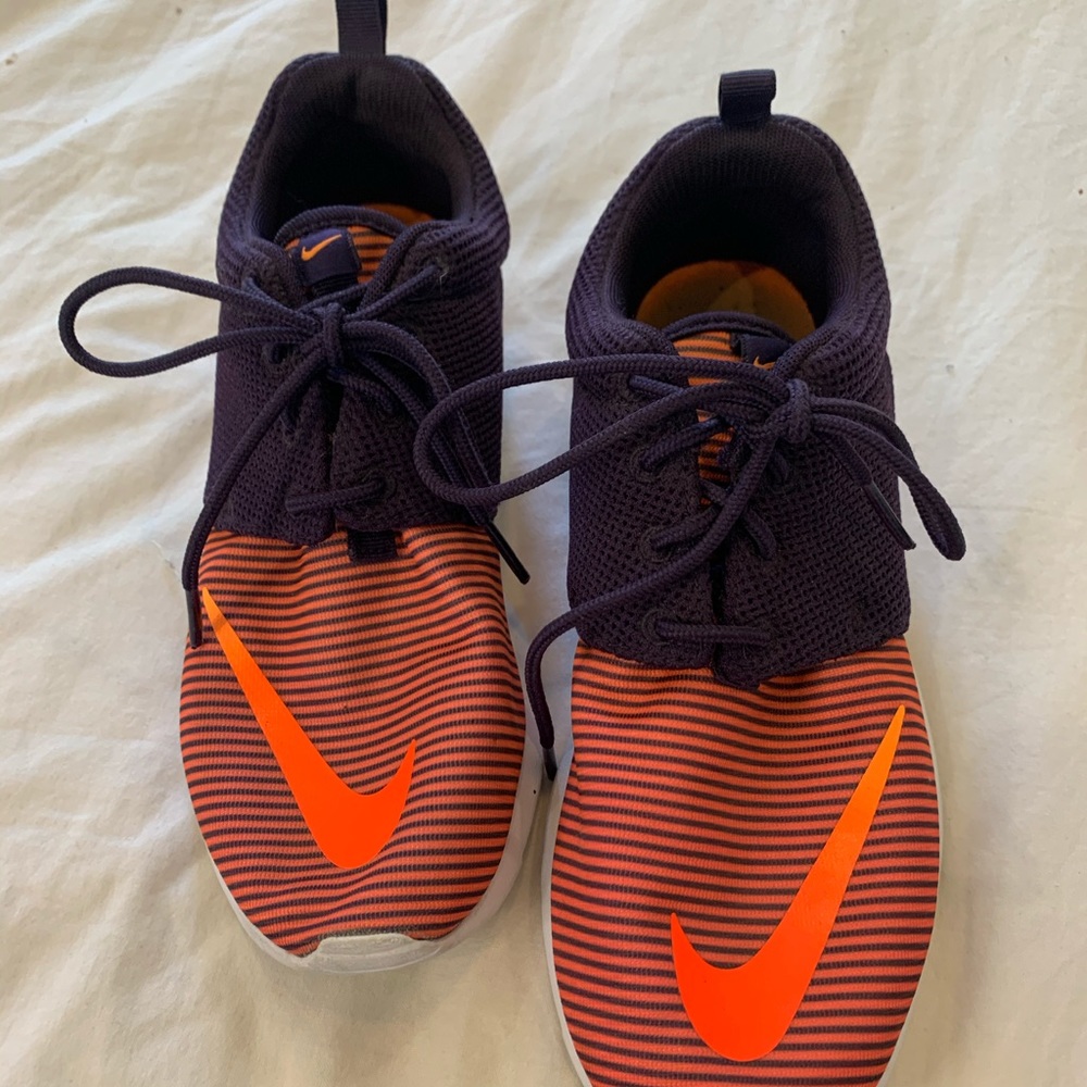 NIKE sneakers